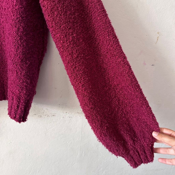 Lovers + Friends Burgundy Bouclé Mock Neck Sweater Size M - Picture 7 of 11